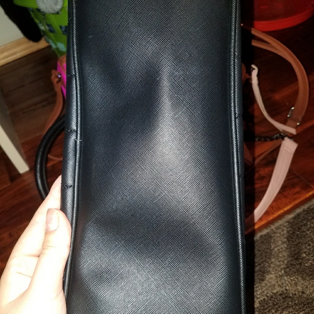 BETSEY JOHNSON handbag w/ shoulder strap - Picture 6 of 8